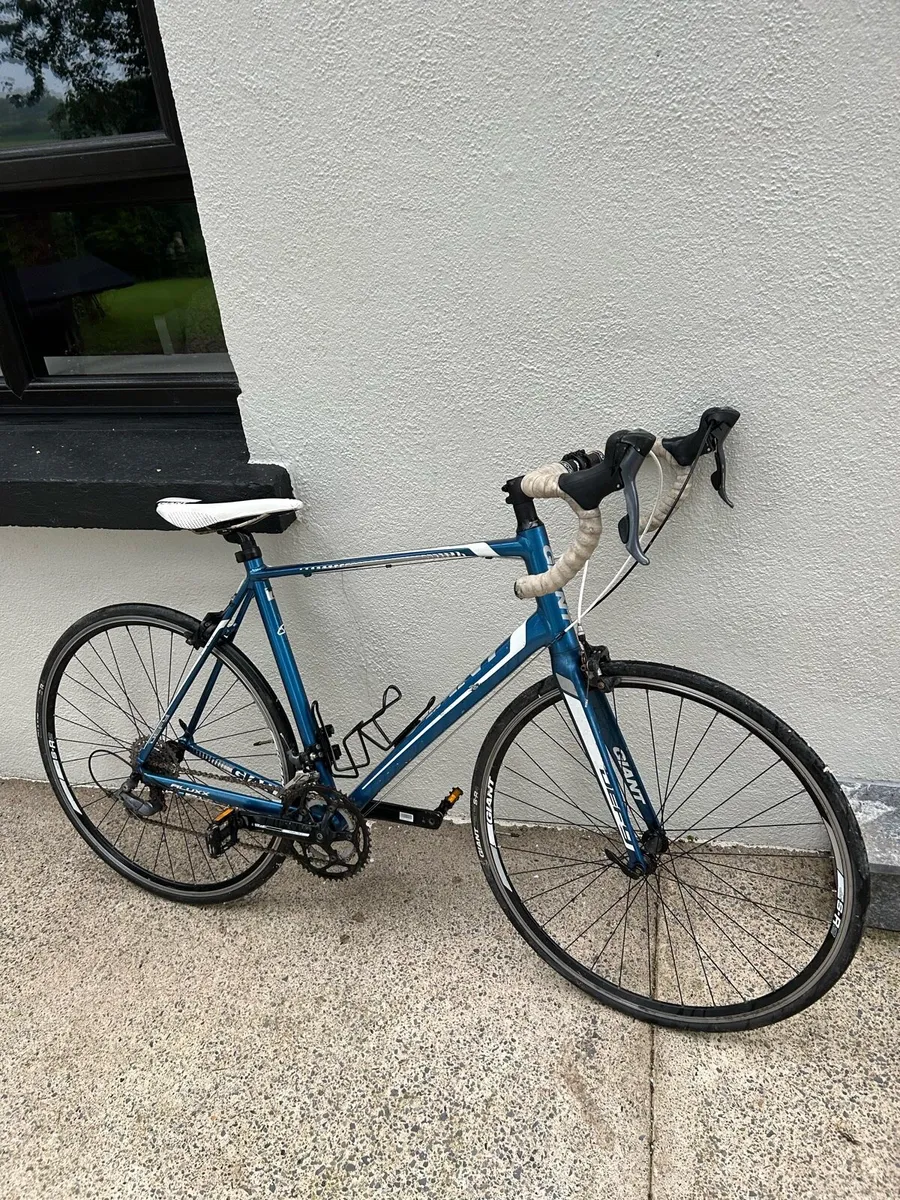 Giant defy 4 - Image 1