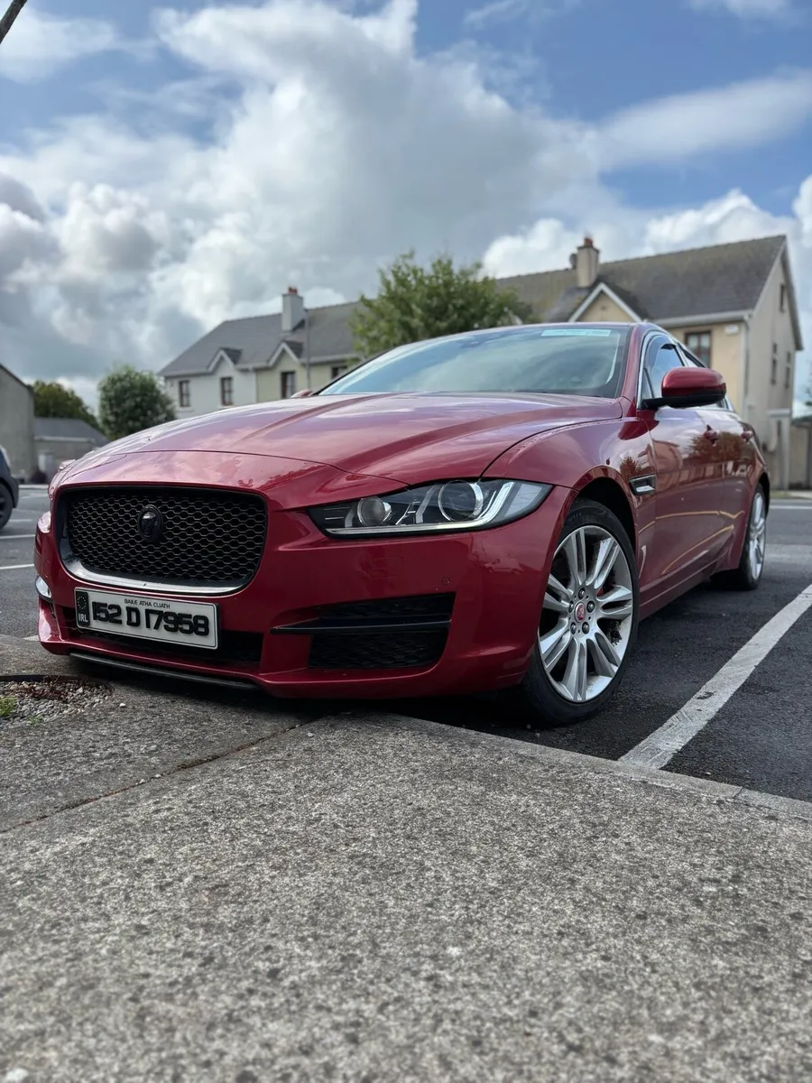 Automatic Jaguar XE sport - Image 1