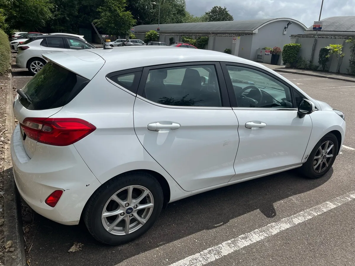 Ford Fiesta 2018 1.0 Ecoboost turbo - Image 2