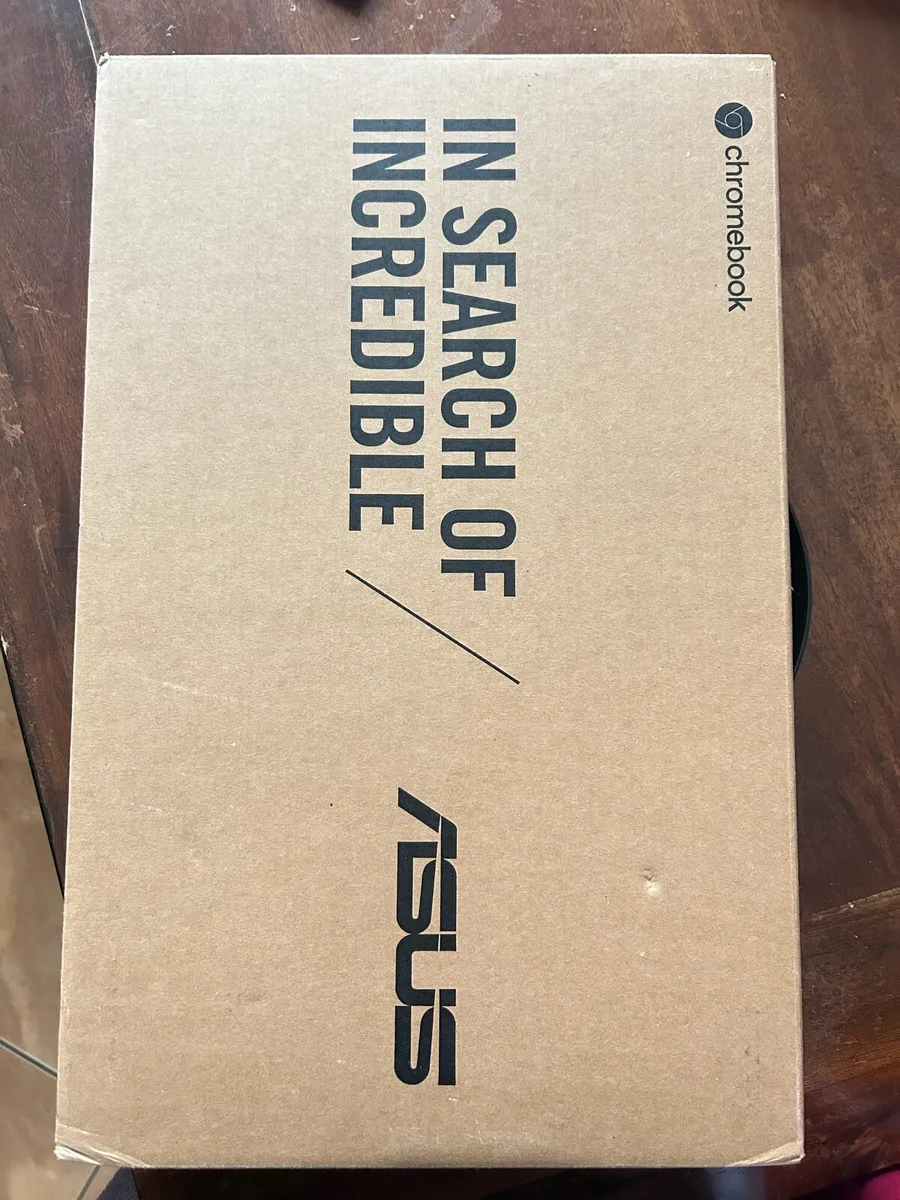 ASUS Chromebook- touchscreen - Image 1