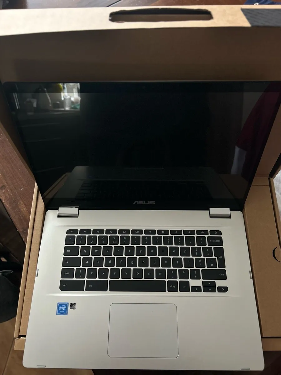 ASUS Chromebook- touchscreen - Image 3