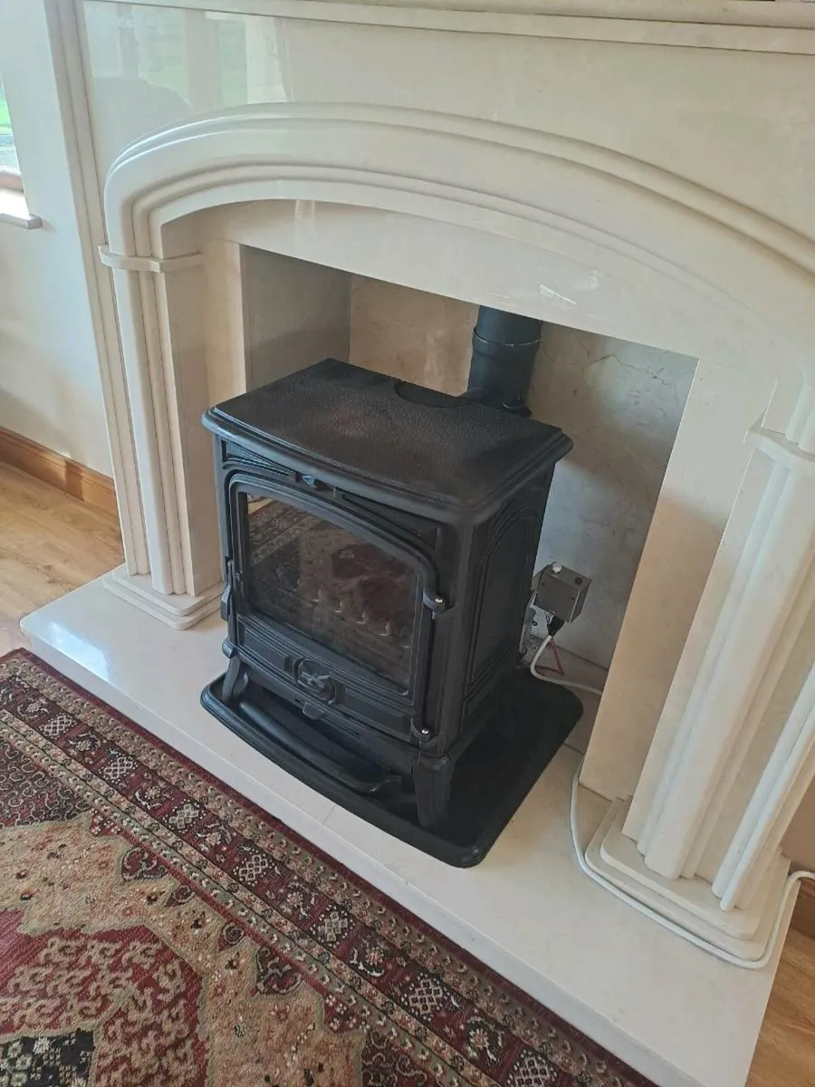 Oil Burning Stove  Franco Belge 8kw - Image 1