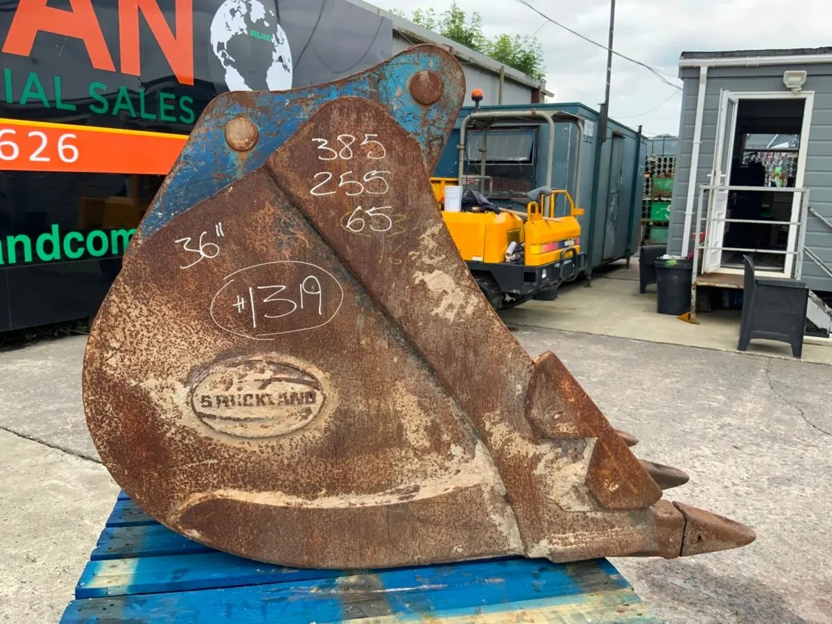 36" STRICKLAND BUCKET....65mm PINS........1319t. - Image 4
