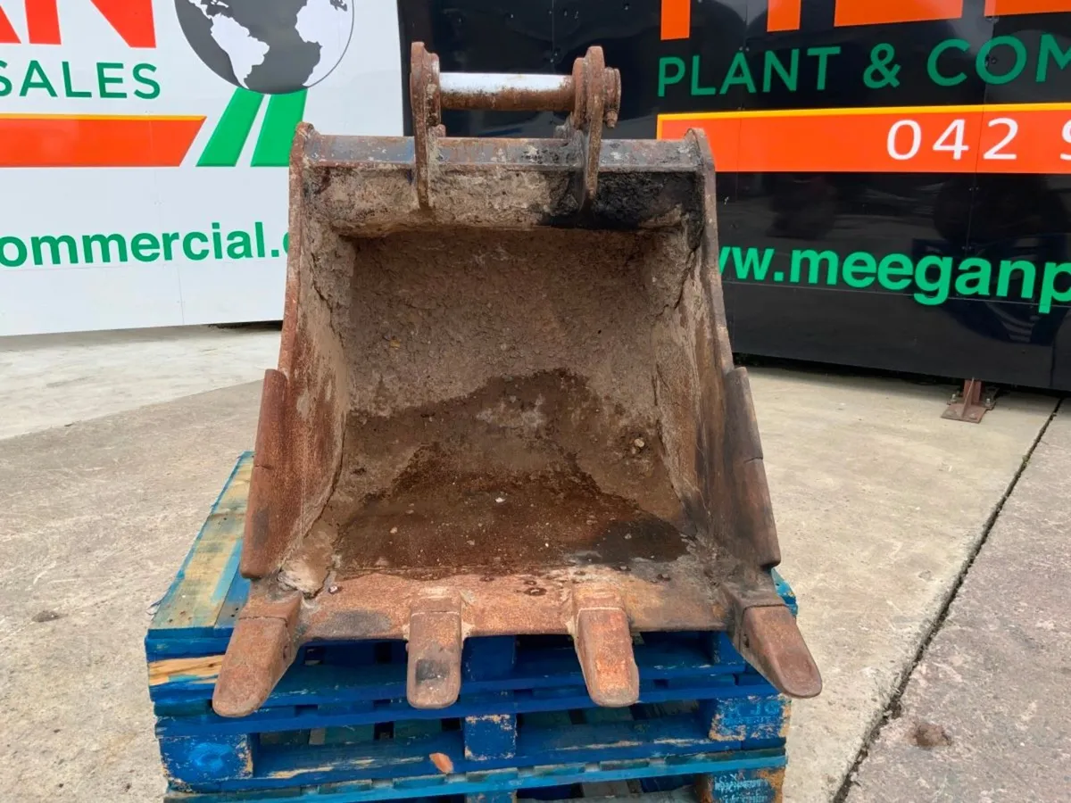 36" STRICKLAND BUCKET....65mm PINS........1319t. - Image 3