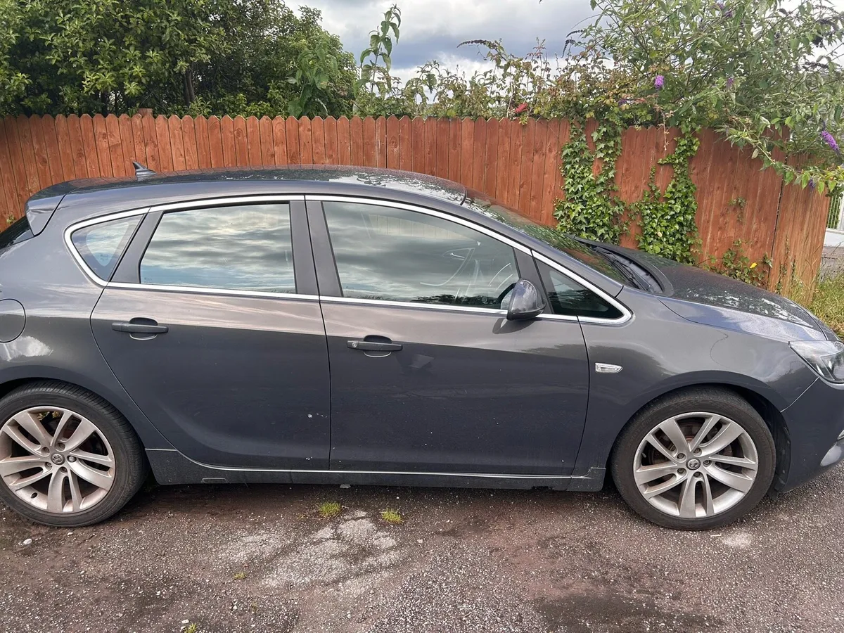 Opel Astra - Image 2
