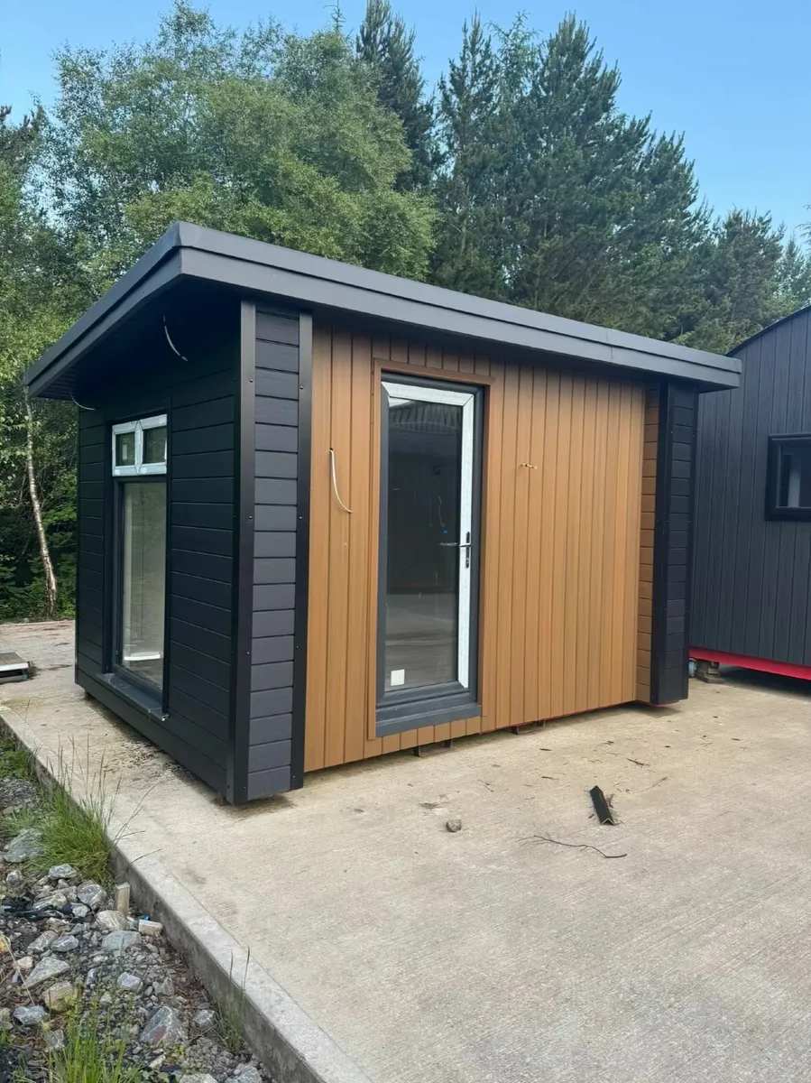 log cabin - Image 2