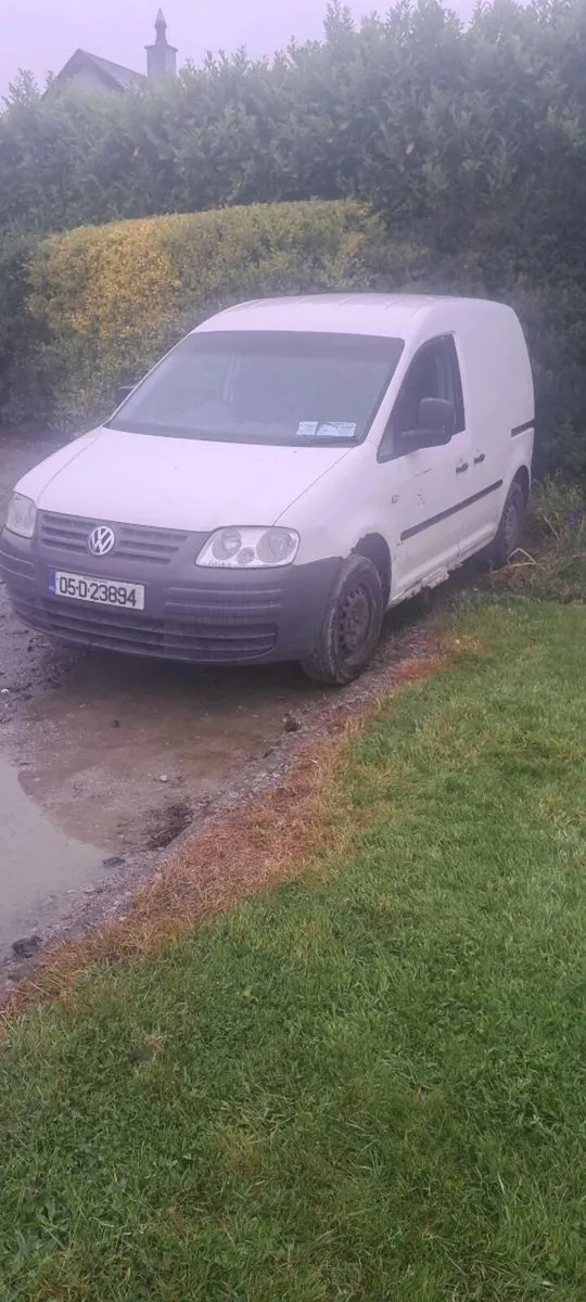 VW Caddy - Image 2