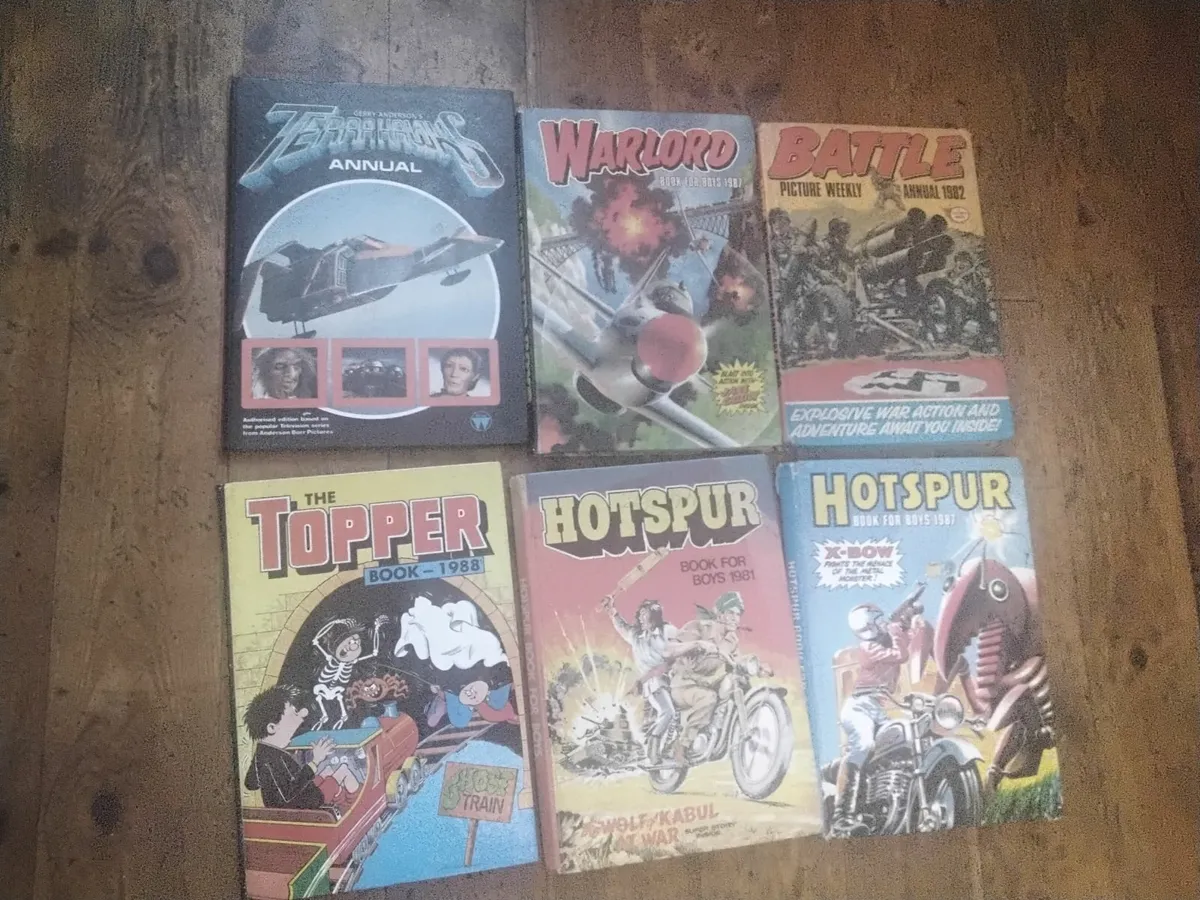 6. Mixed annuals.     Comics