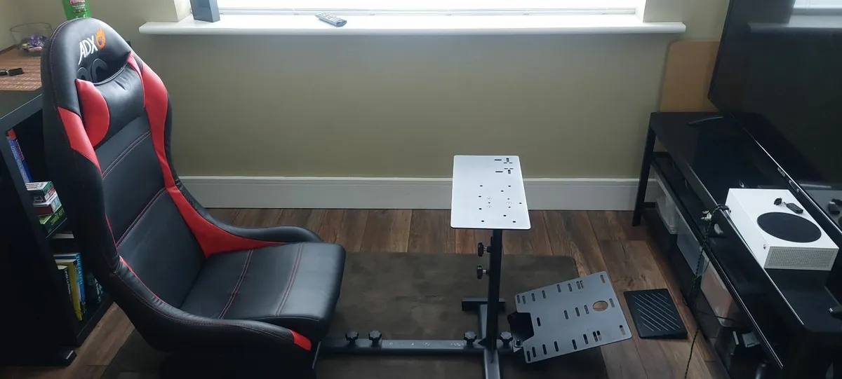 Gaming chair - Image 1