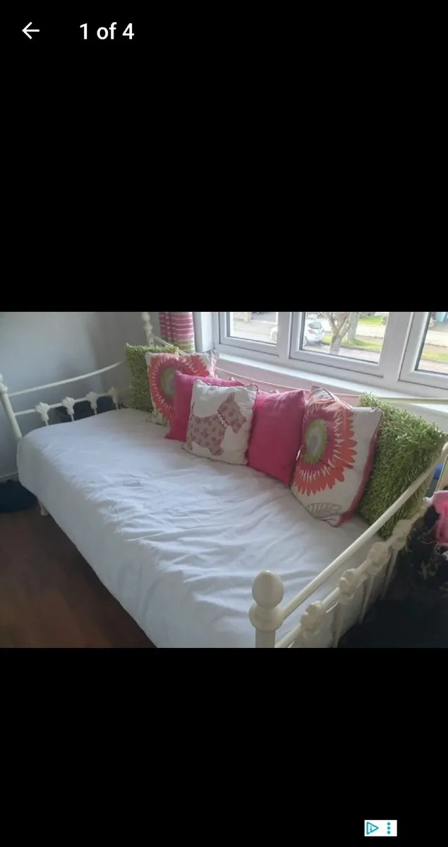 Day bed - Image 3