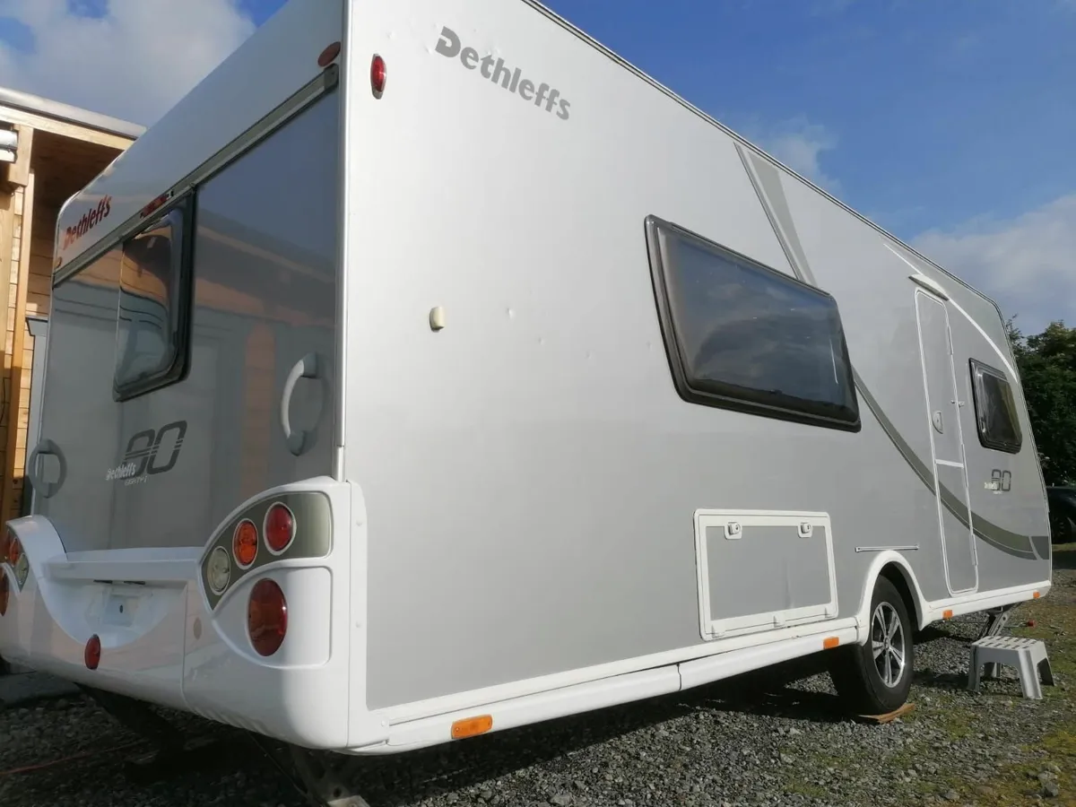 2013 Dethleffs 80 Fixed bed 4 / 5 birth caravan - Image 2