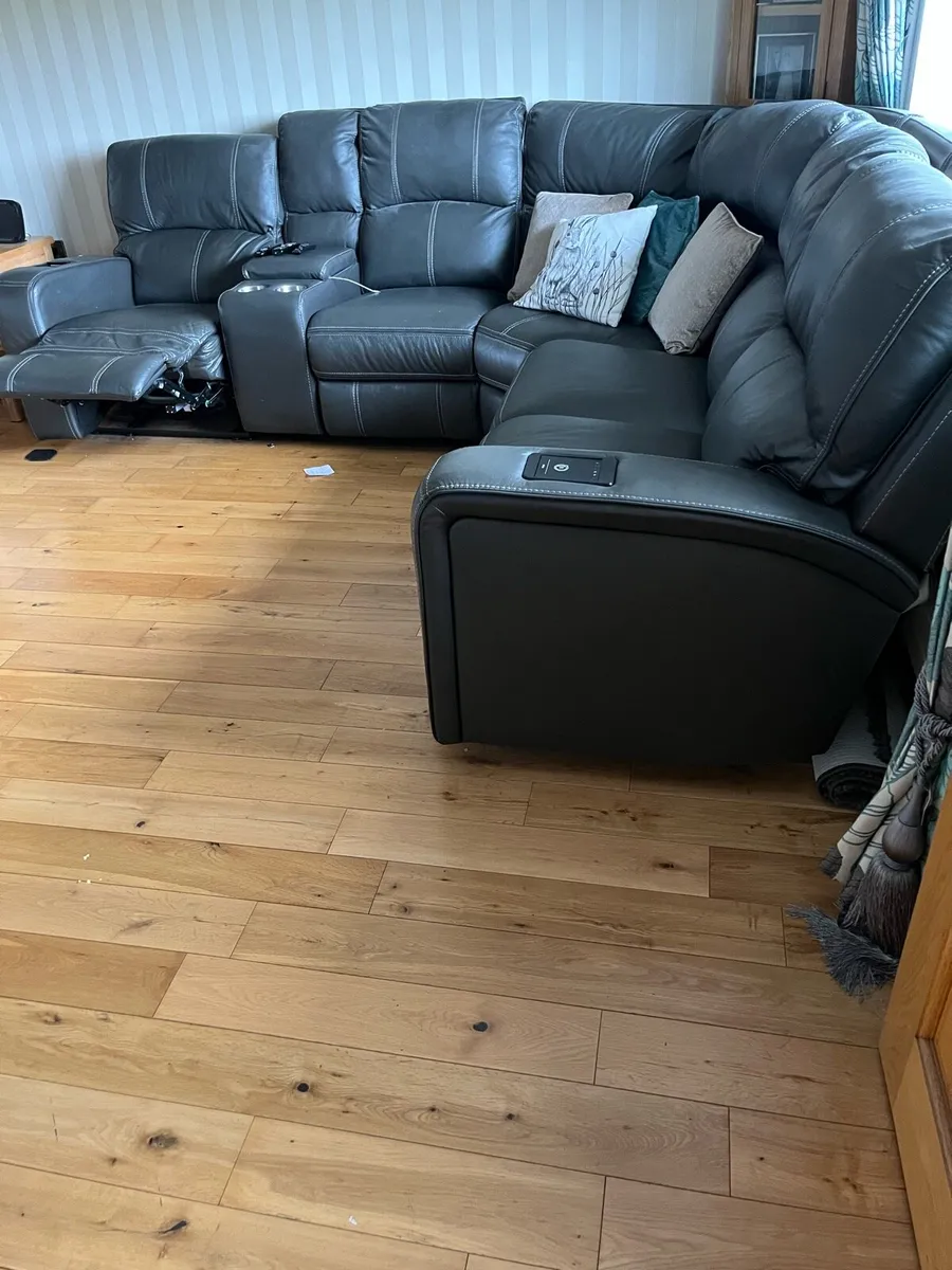 Corner Settee - Image 4