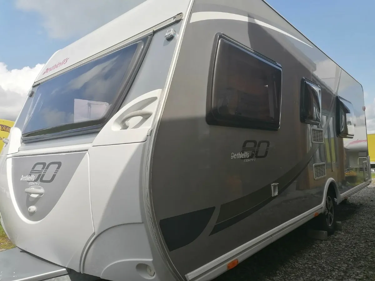 2013 Dethleffs 80 Fixed bed 4 / 5 birth caravan - Image 4