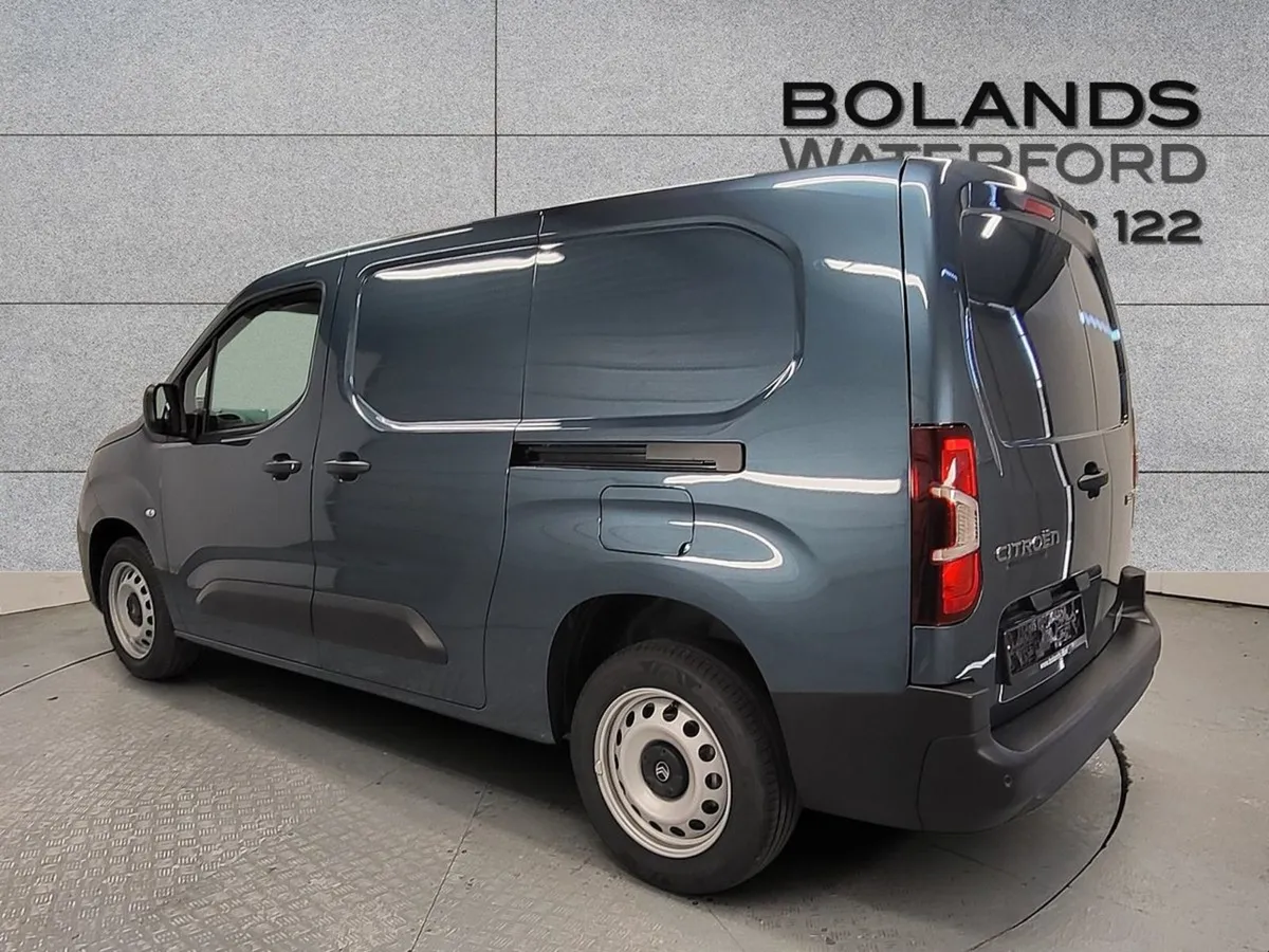 Citroen Berlingo LX Plus LWB From  109 Per Week - Image 3