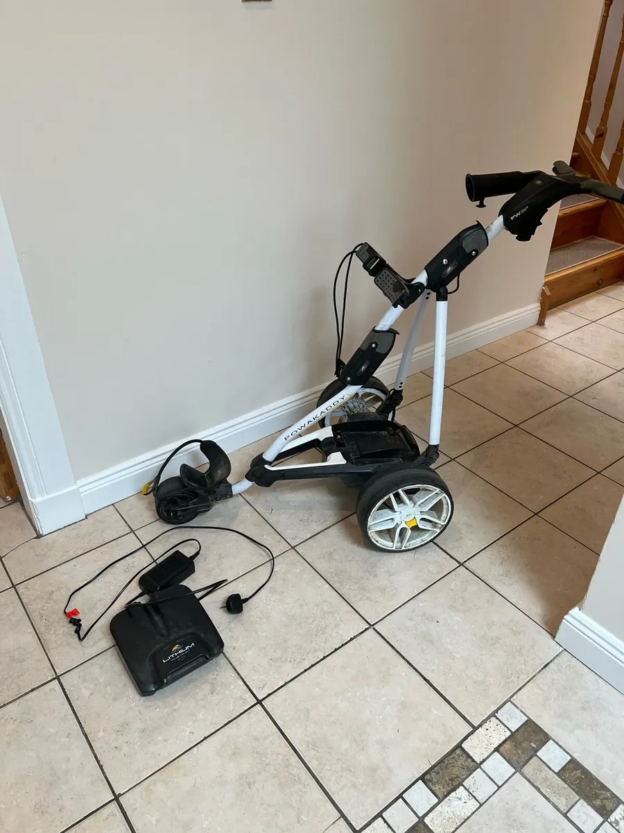 Powakaddy FW3 - Image 1
