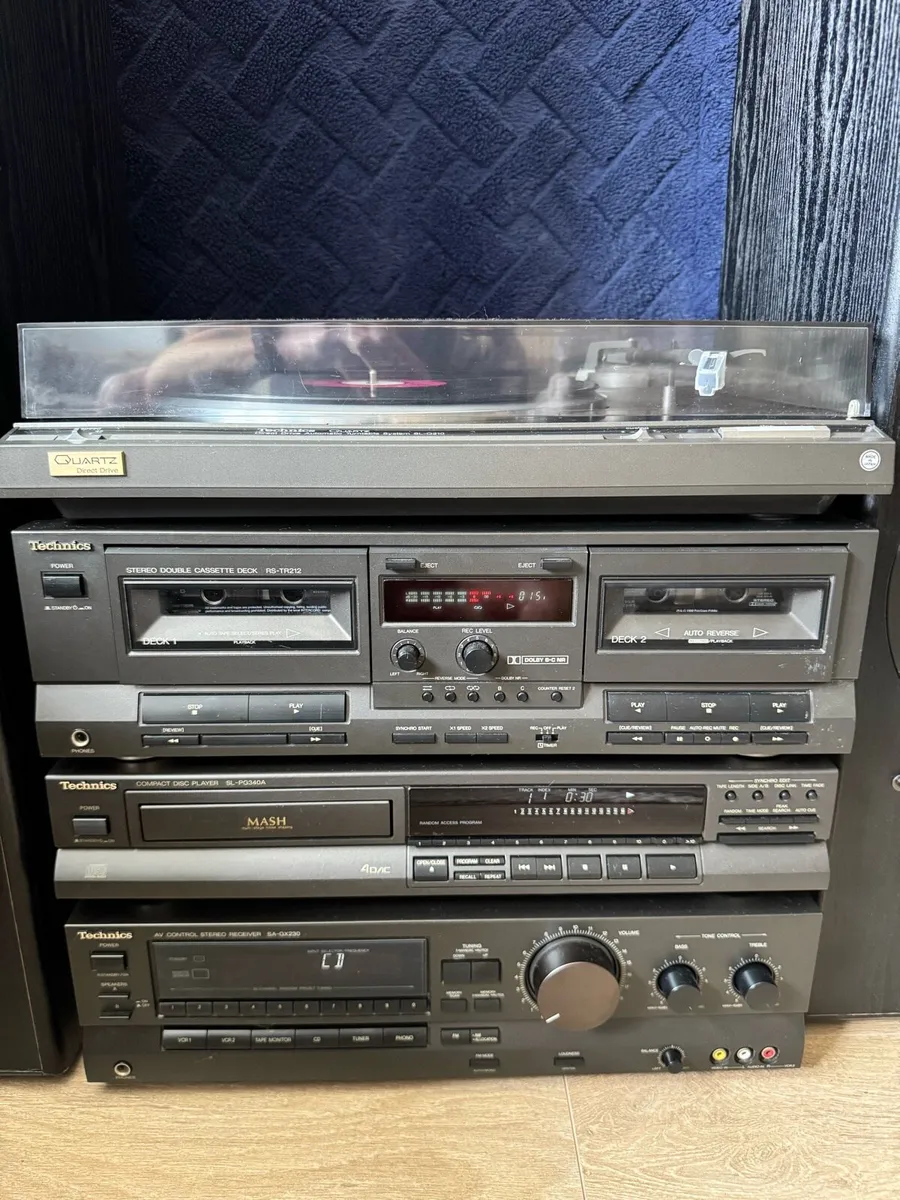 Technics HI-FI set - Image 2