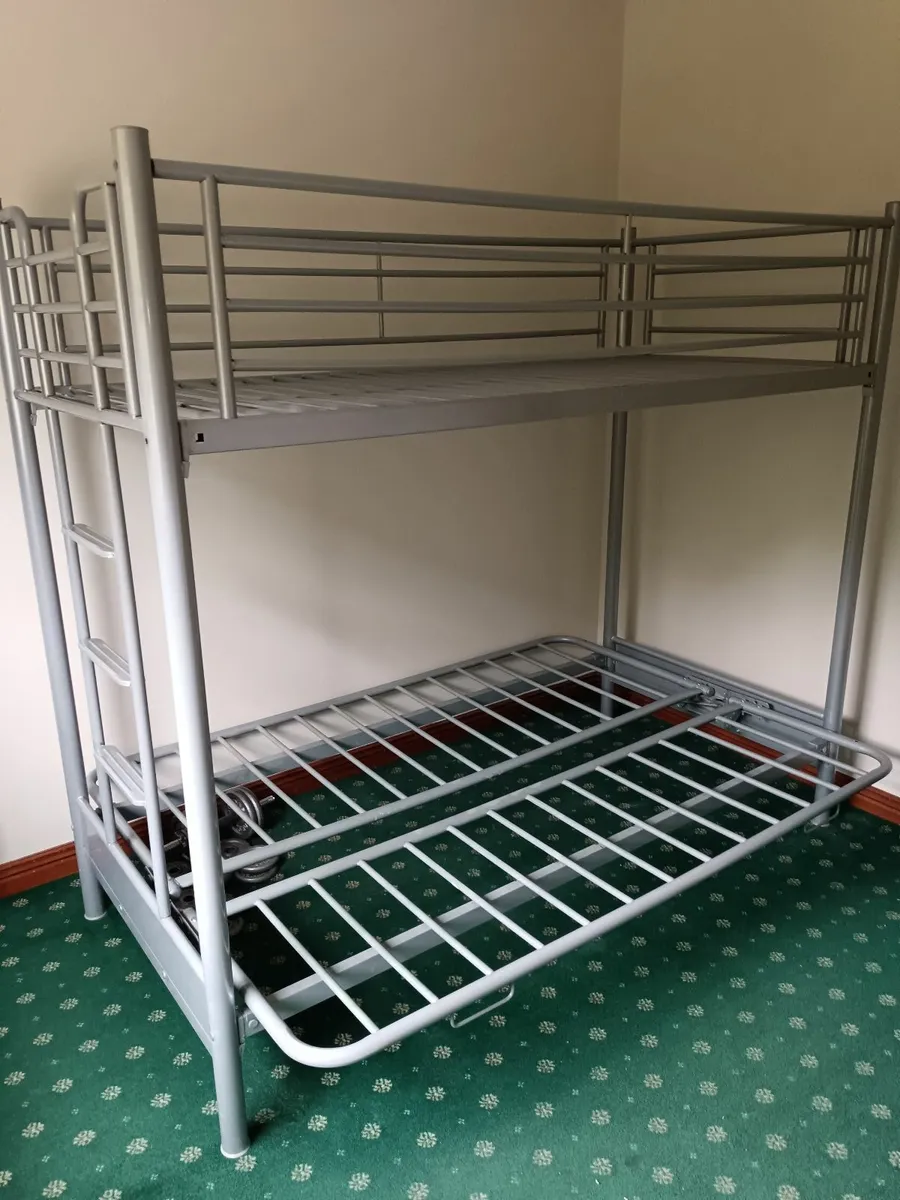 Bunk bed - Image 1