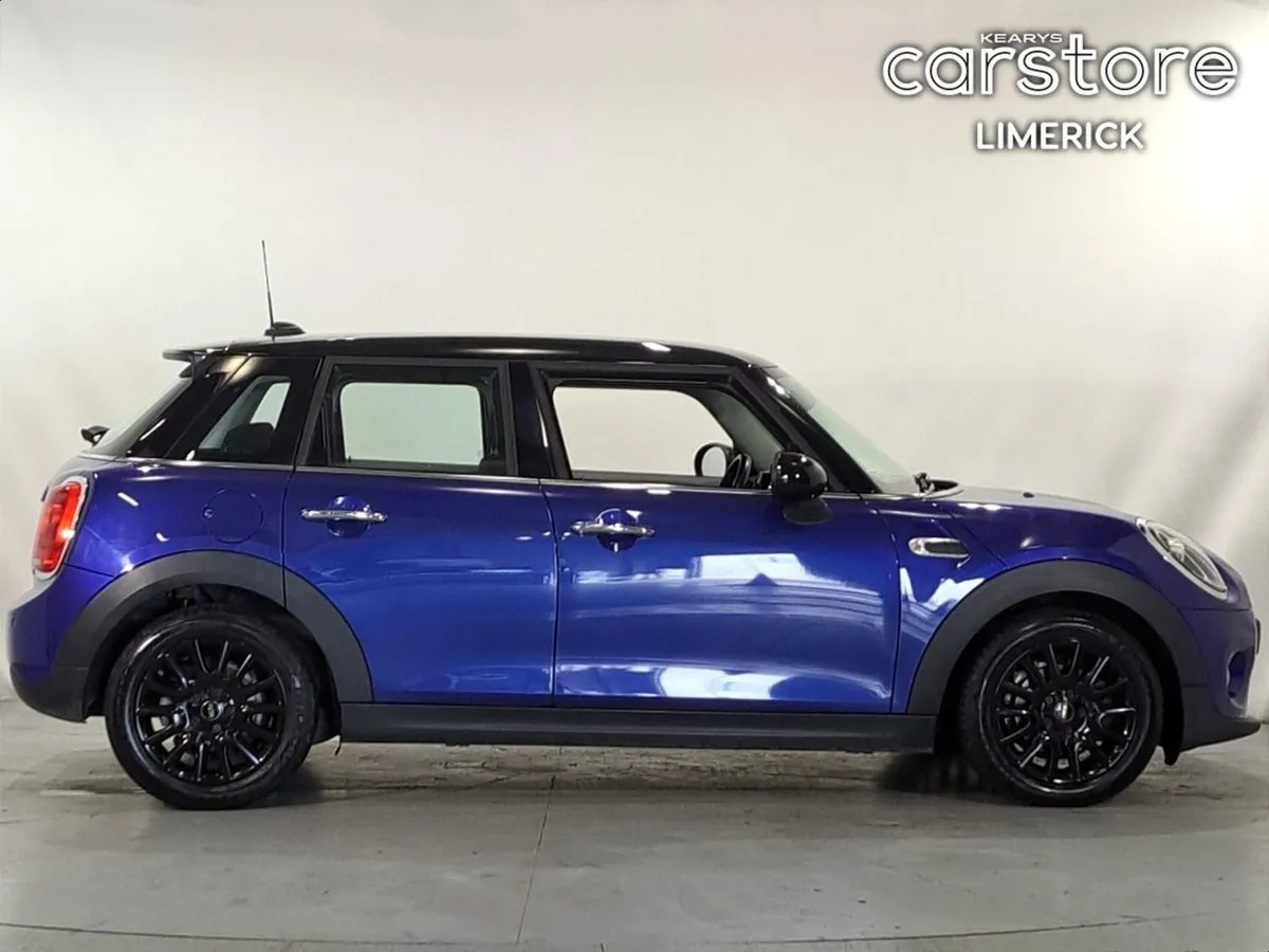 MINI Cooper Cooper Classic - Image 2