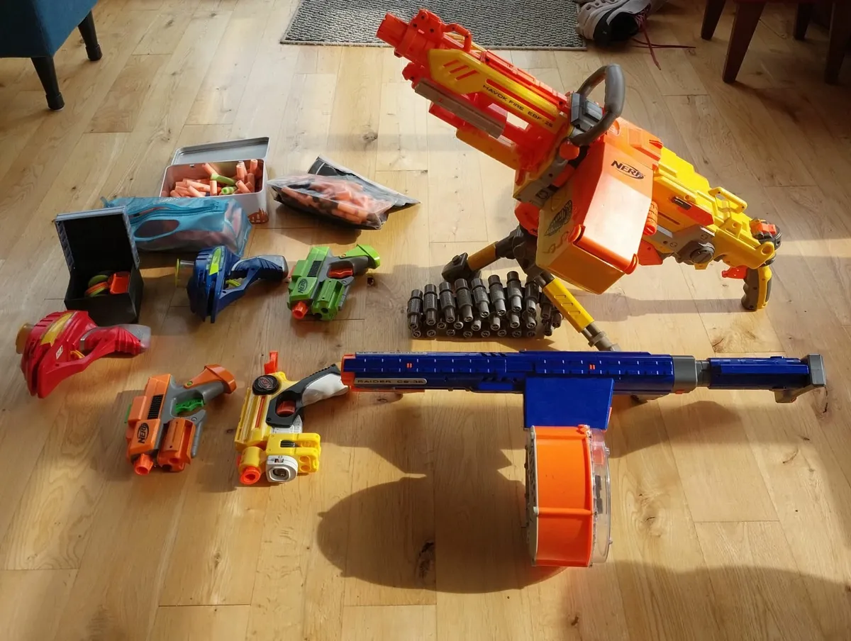 Child's Nerf Guns - Image 1