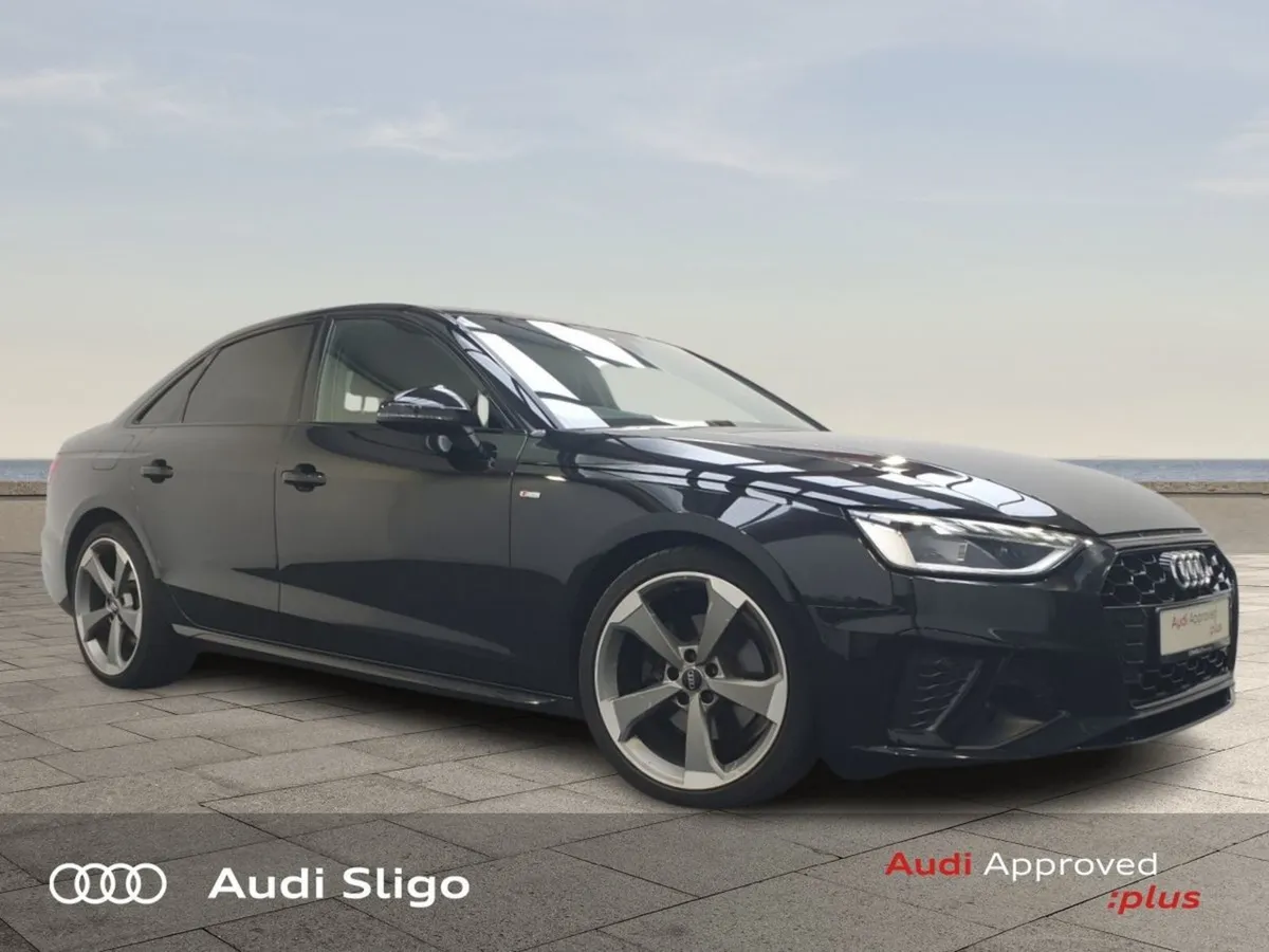 Audi A4 2.0tdi 163HP S Line - Black Edition - Rot - Image 1
