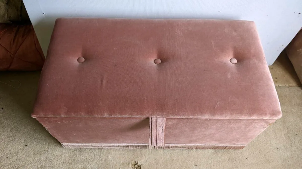 Blanket box - Image 1
