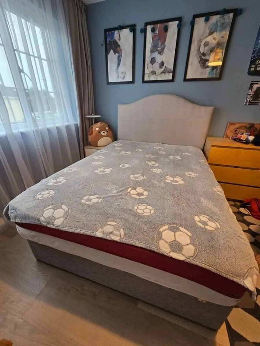 Double bed and mattress - Image 1