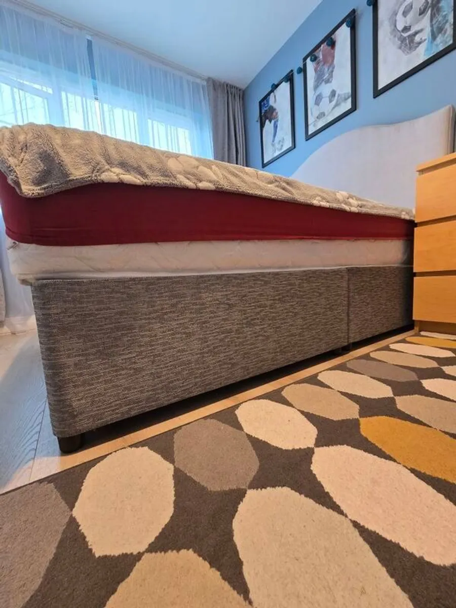 Double bed and mattress - Image 3