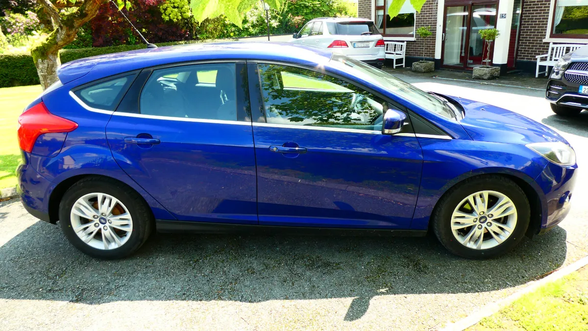 Ford Focus 2014 Low mileage - Image 3