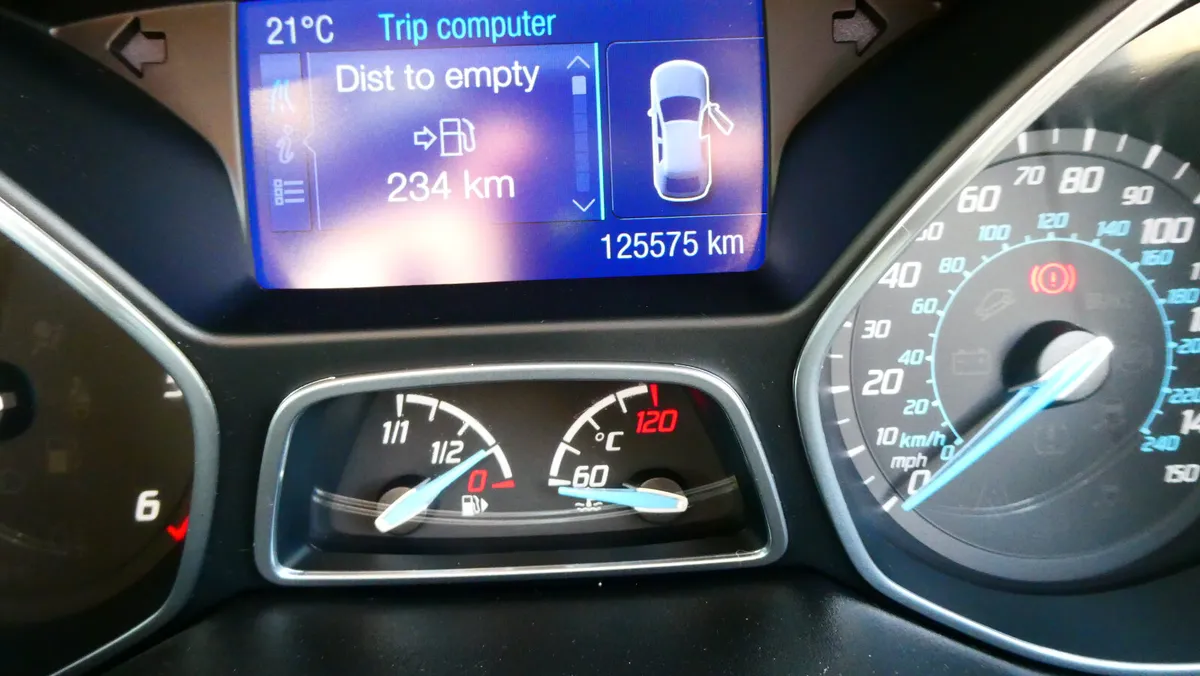 Ford Focus 2014 Low mileage - Image 4