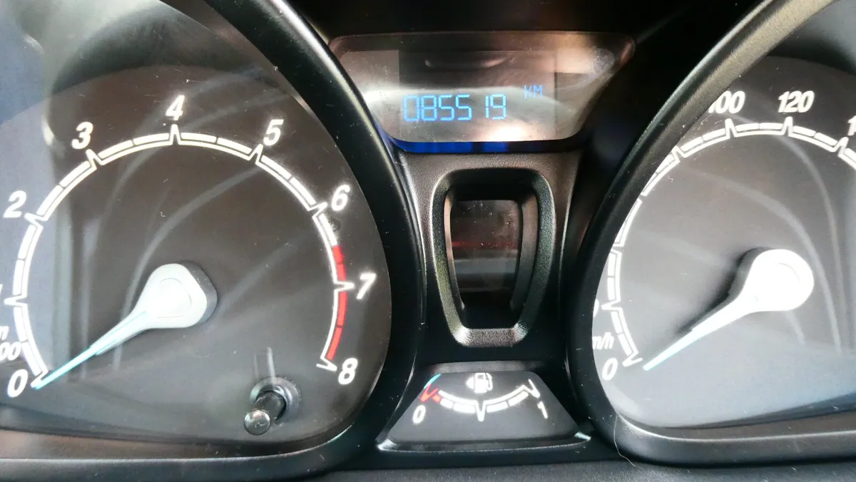 Ford Fiesta 2013 Low mileage - Image 4