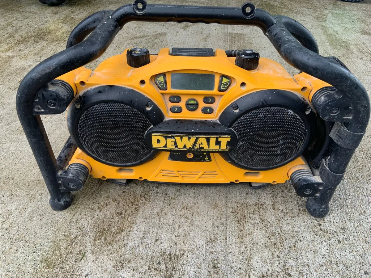Dewalt Radio - Image 1