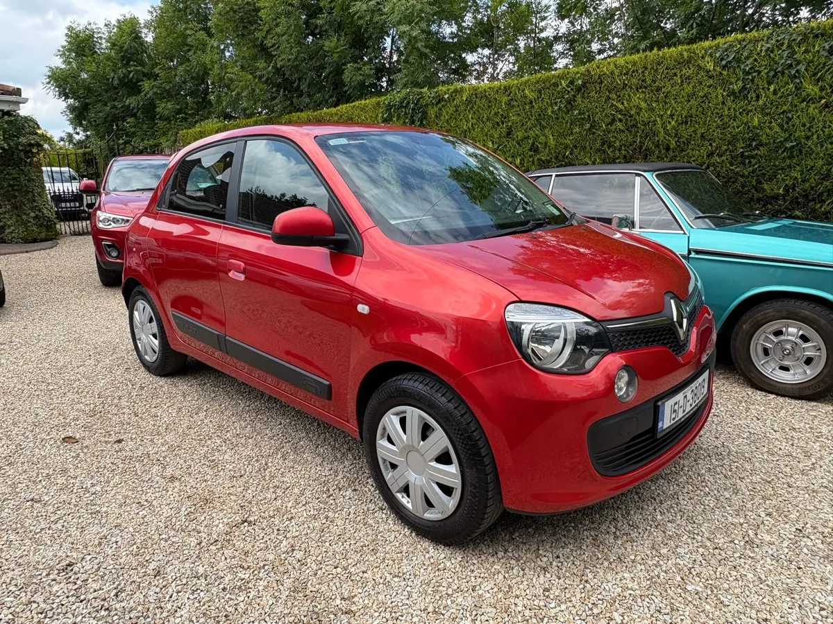 2015 Renault Twingo , 1litre petrol - Image 1