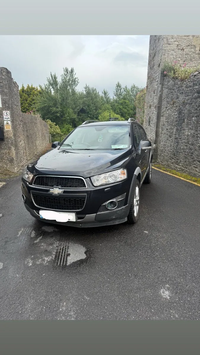 Chevrolet captiva suv - Image 3