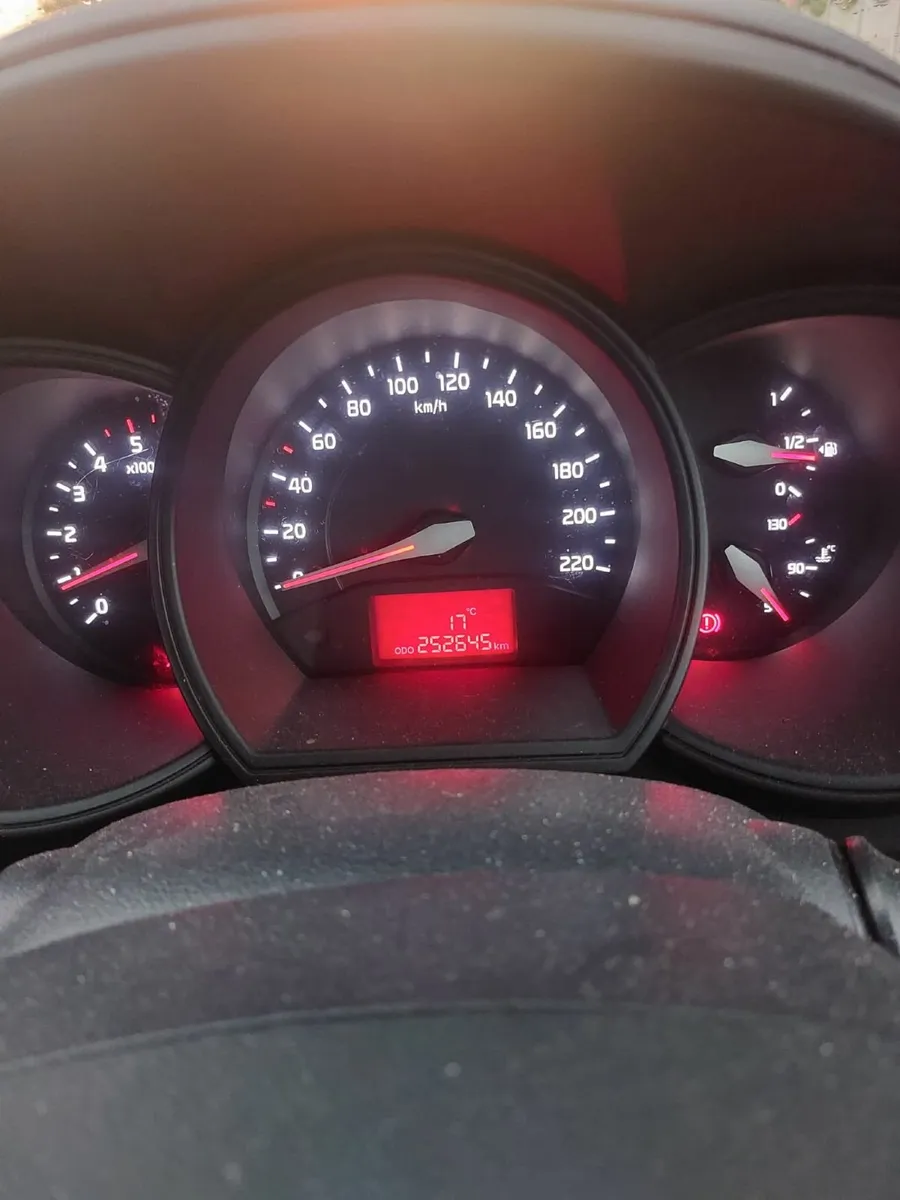 Kia Rio 2014 - Image 3
