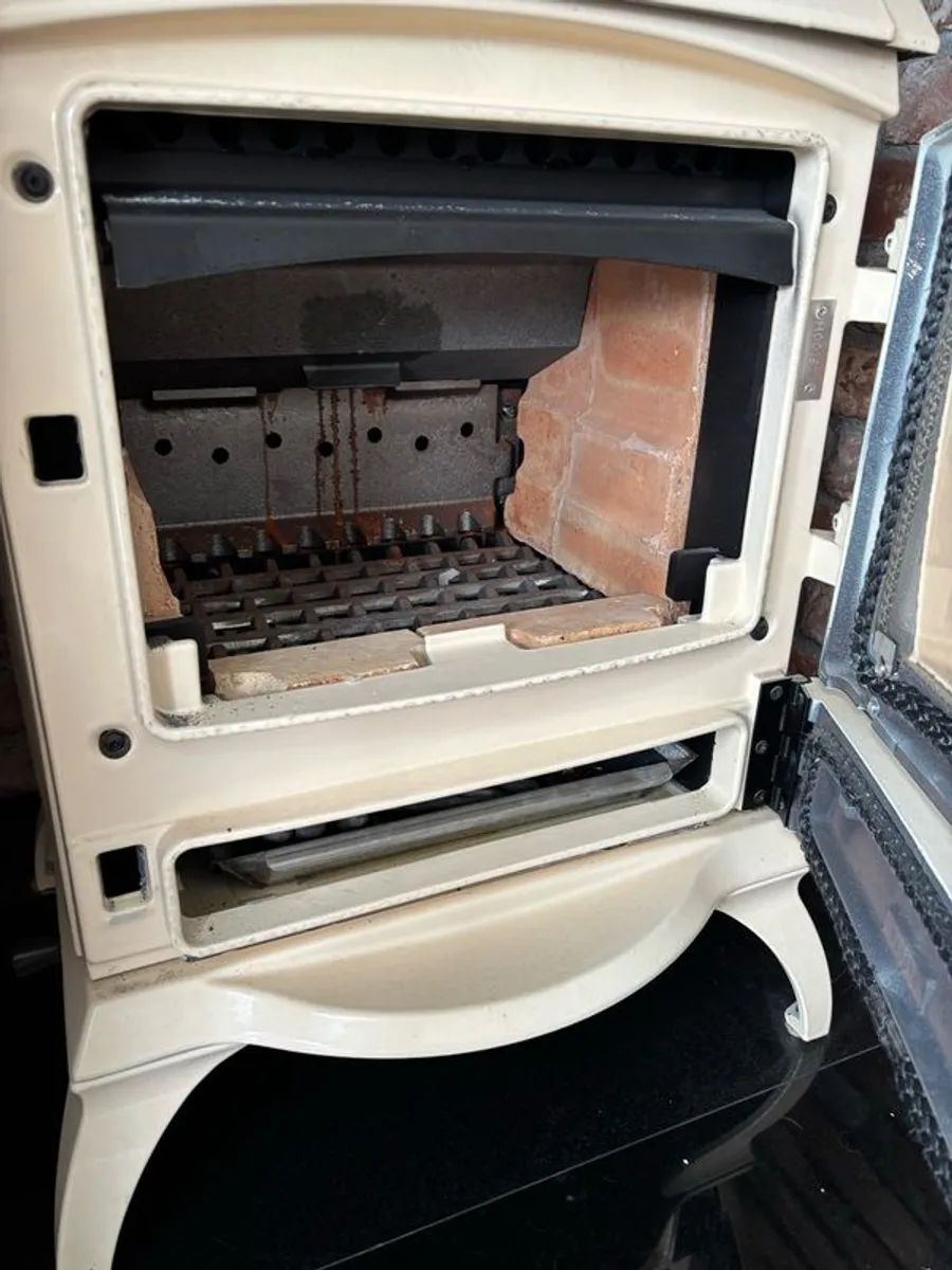 Stanley Lismore Cream Enamel Stove - Image 3