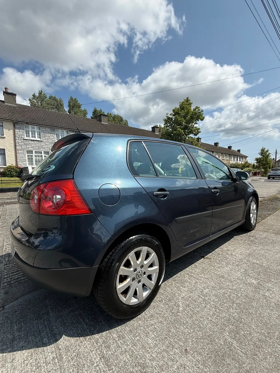 Volkswagen Golf - Image 4