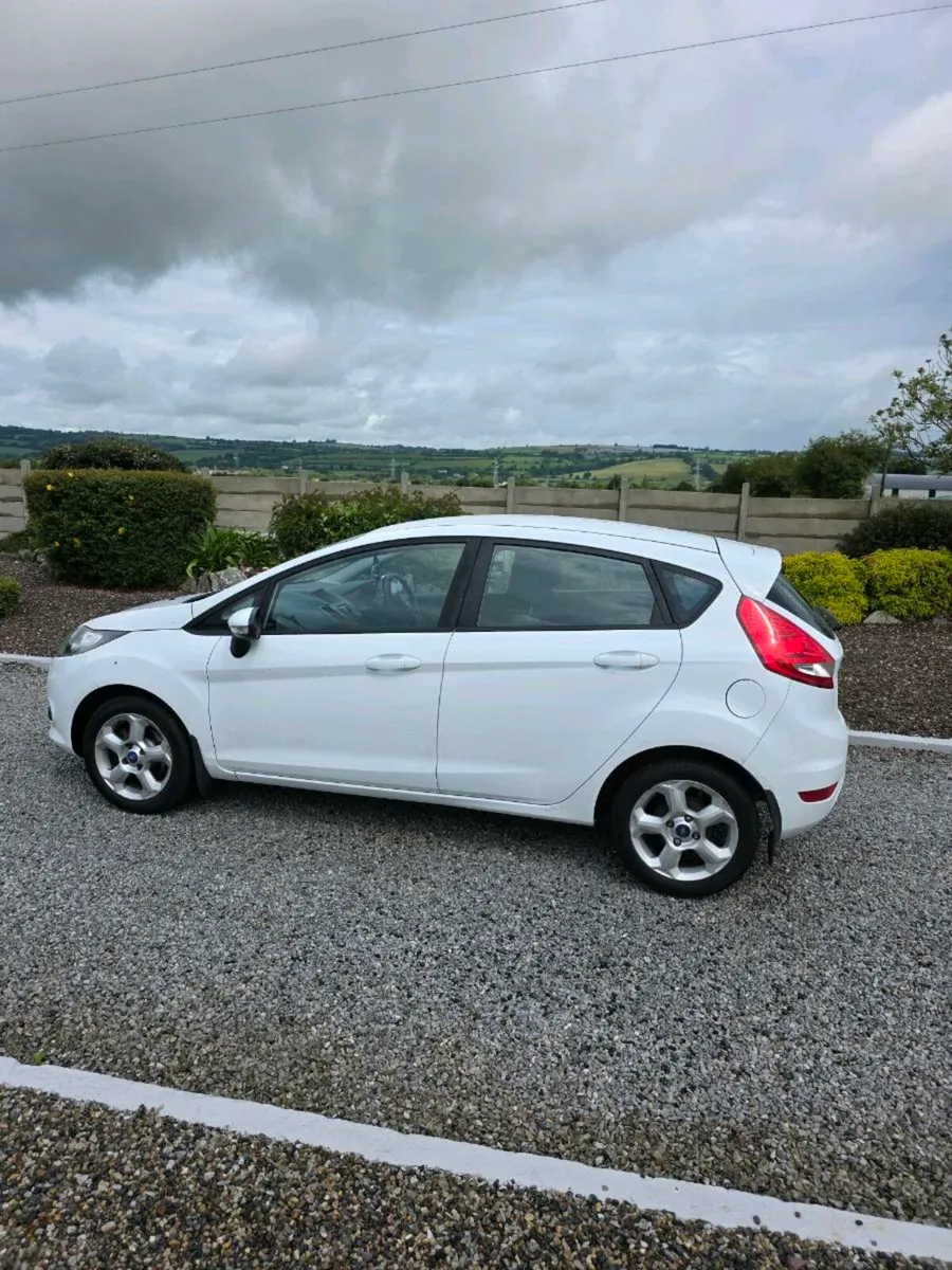 Ford Fiesta - Image 4