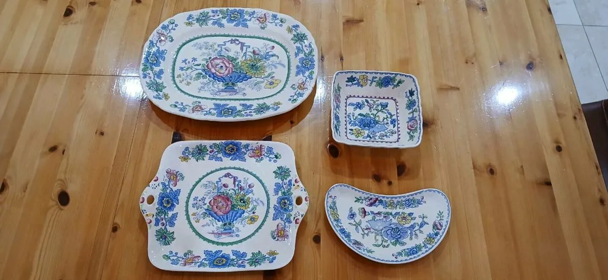 Selection of masons dishes - Image 2