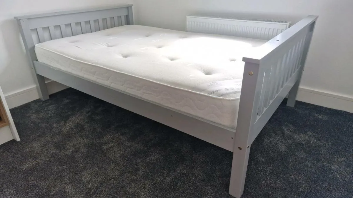 Bunk bed - Image 1