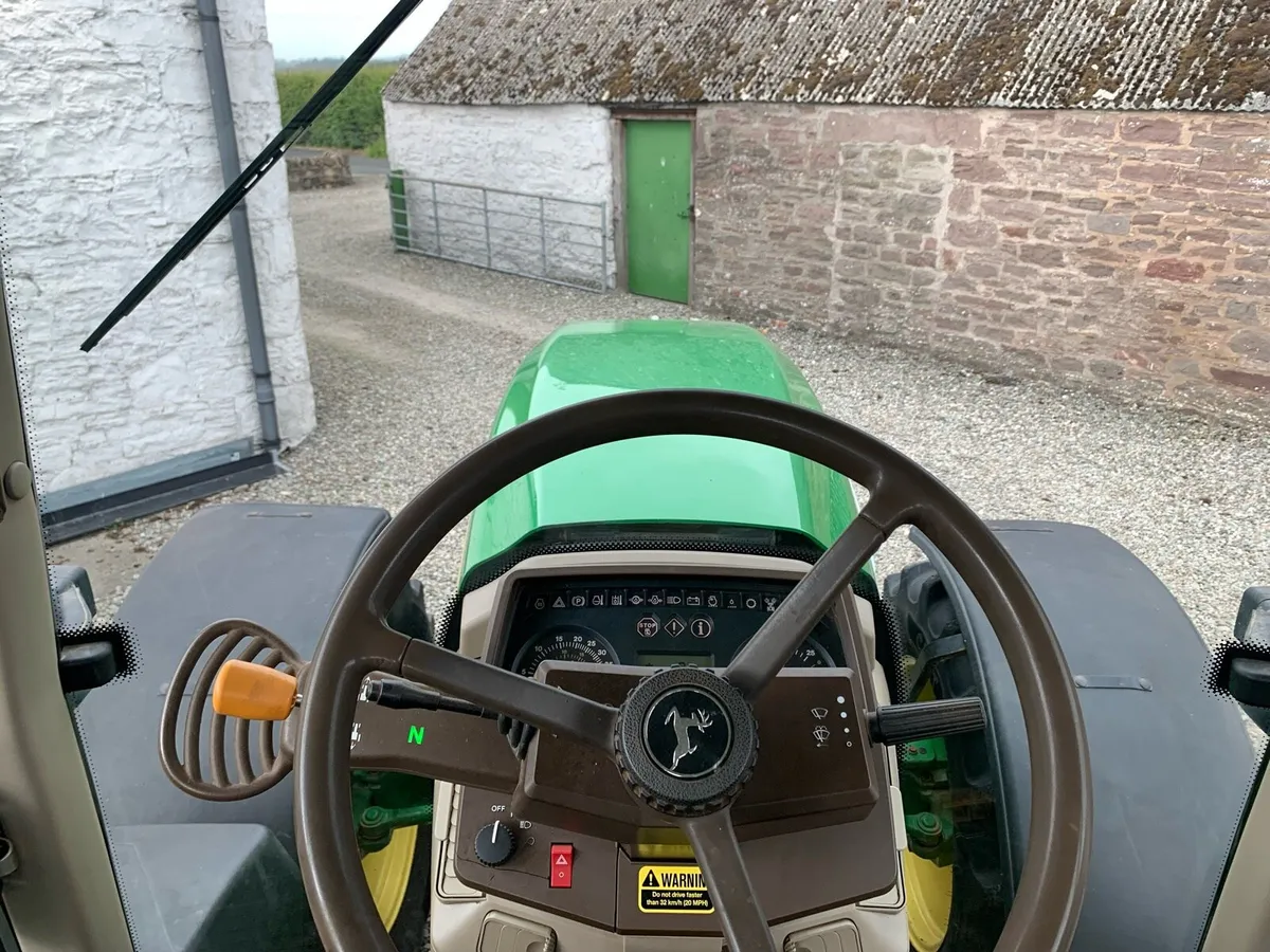 John Deere 6920S (2007) - Image 2