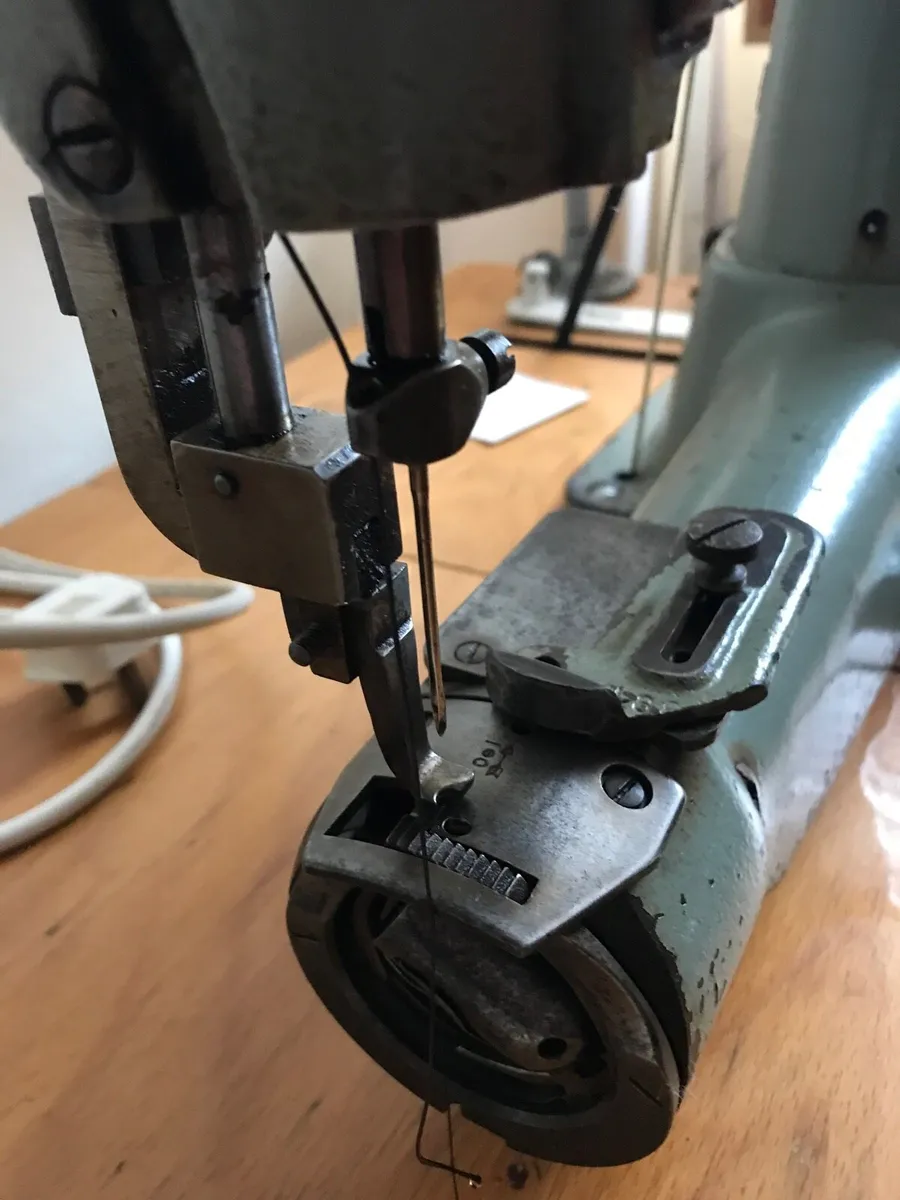 Adler Sewing Machine - Image 3