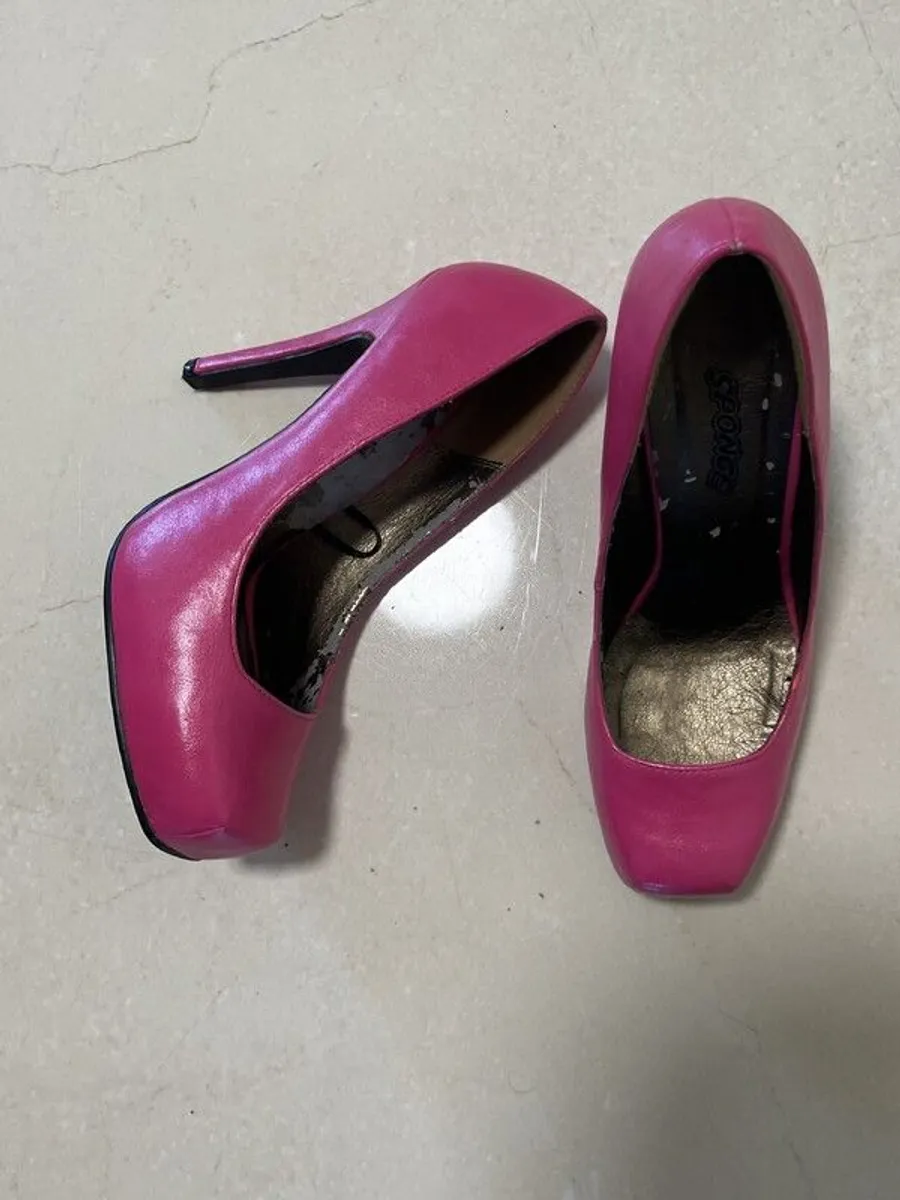 Pink High Heels - Image 4