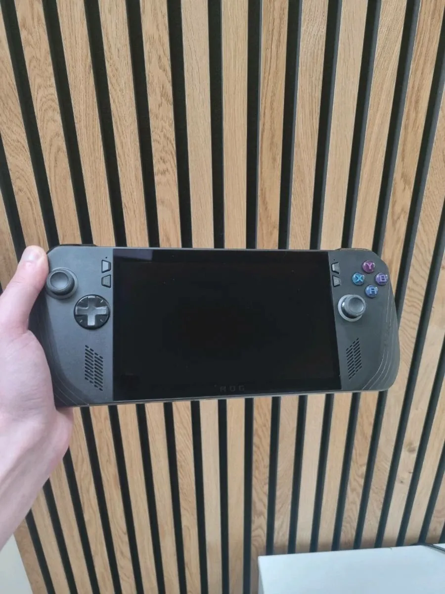 ASUS ROG Ally X - Image 1