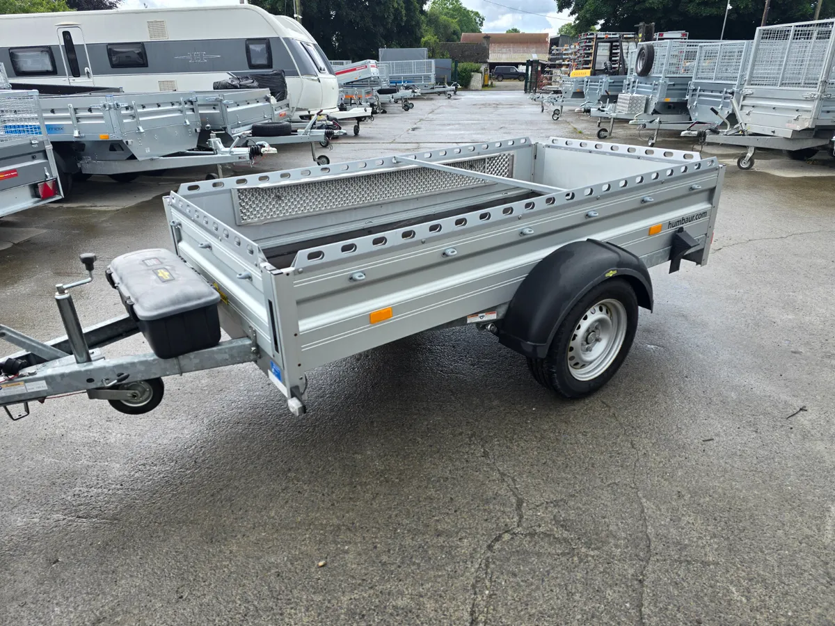 8x4 With Brakes - Image 1