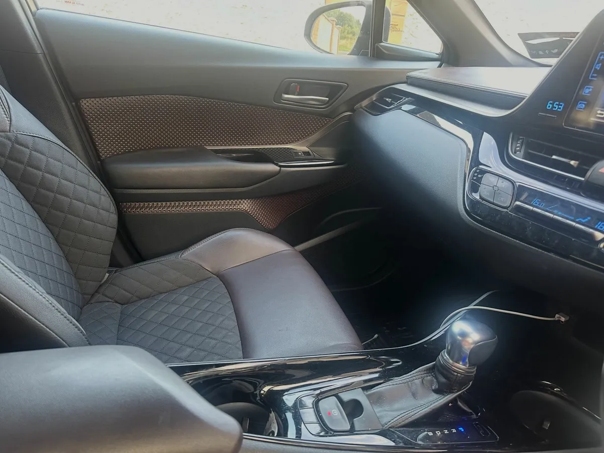 Toyota C-HR 2018 SOL – Great Condition, Low Milage - Image 2