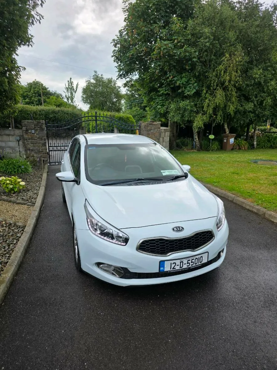 Kia Ceed AUTOMATIC...Hi spec - Image 4