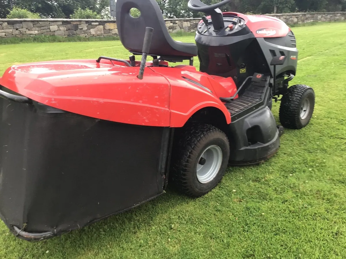 Castlegarden hydro 16/5HP ride on lawnmower - Image 3