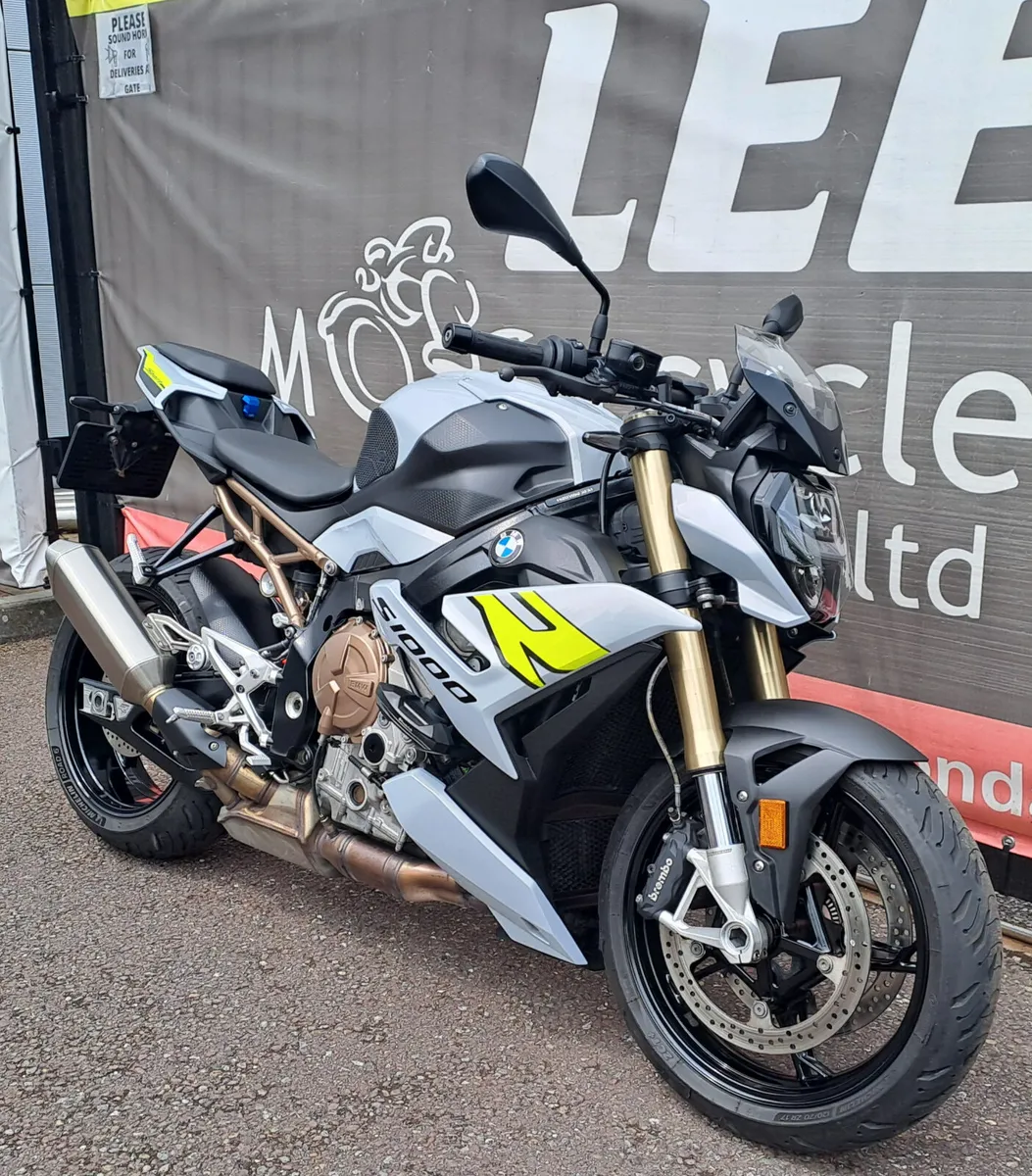 *PRICE TO FOLLOW* 2022 BMW S 1000 R - Image 2