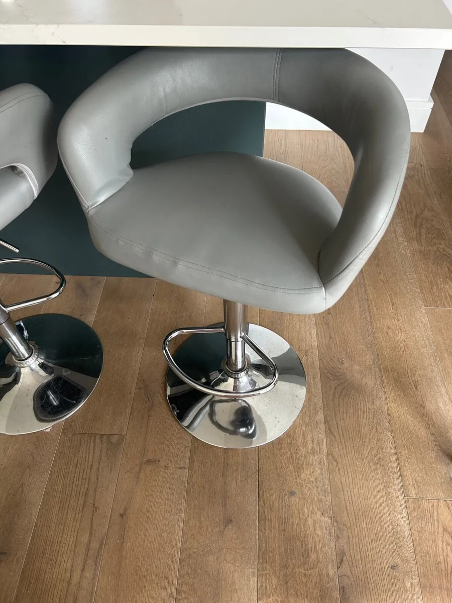 Bar Stool - Image 1
