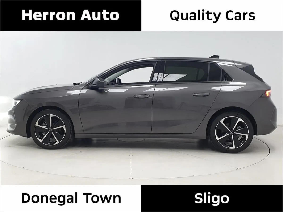 Opel Astra Elegance 1.2 Turbo 110PS Petrol 6 Speed - Image 3